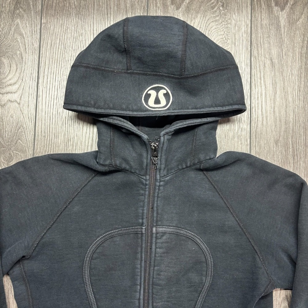 Lululemon Hoodie Womens Small 2 Black Scuba Special Edition Full Zip - Picture 2 of 8